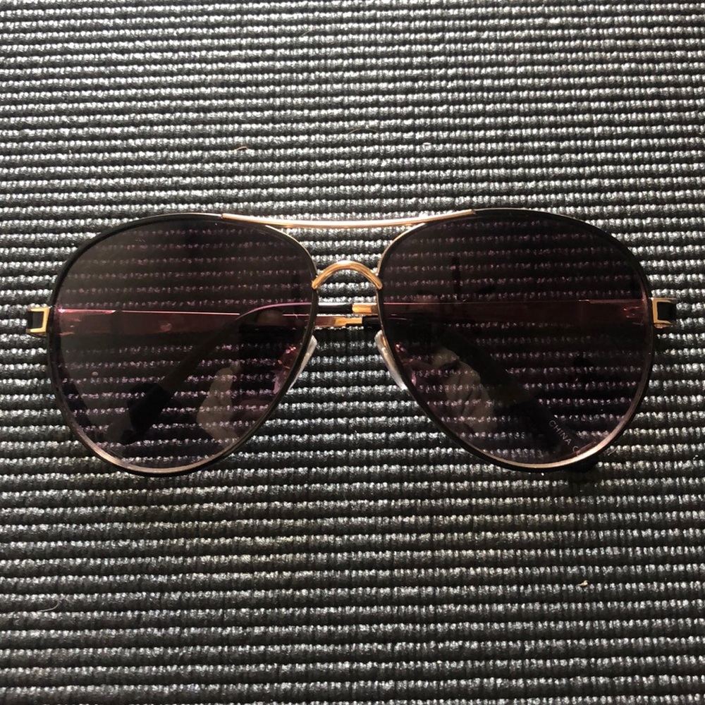 Steve Madden Aviator Sunglasses